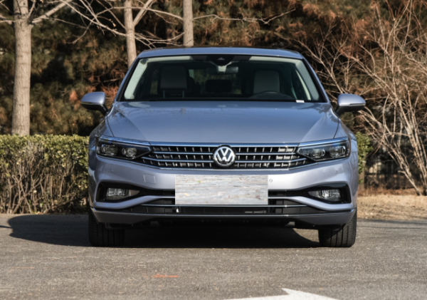 雅阁和迈腾怎么选择实用点