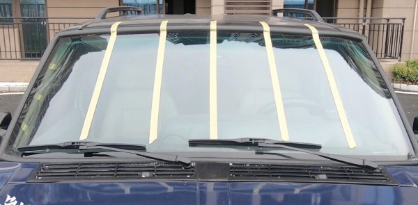 前挡风玻璃油膜怎么去除