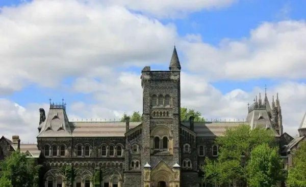 加拿大排名前十大学
