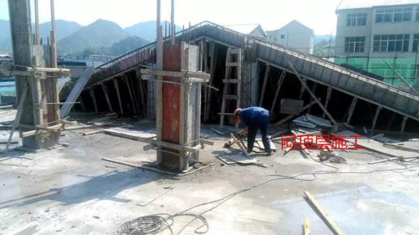 闷顶层是什么意思