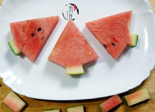西瓜的切法大全图解
