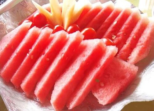 西瓜的切法大全图解
