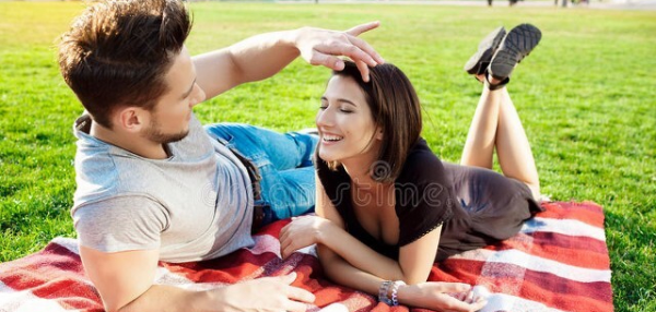 跟女朋友分手了怎么挽回