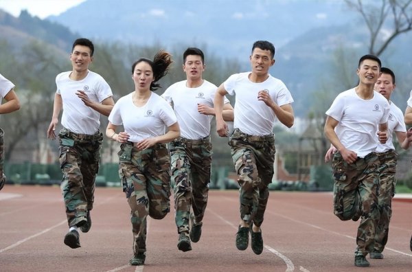 军校最低分是哪个学校