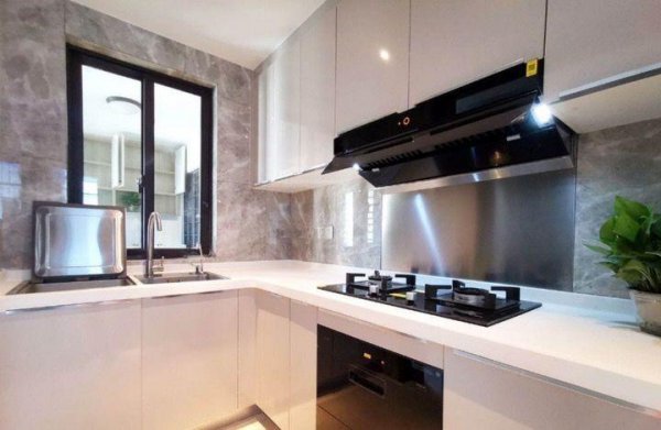 橱柜门哪种材料最实用