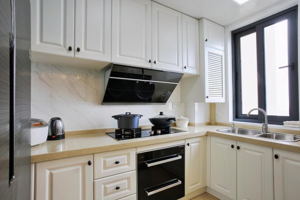 橱柜门哪种材料最实用