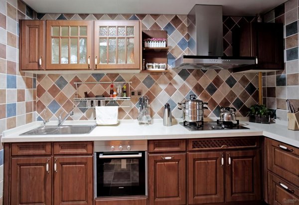 橱柜门哪种材料最实用