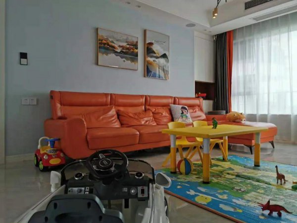 家用空调插座高度一般多高