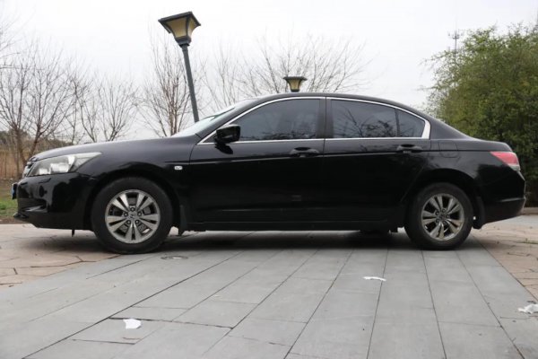 八代雅阁优缺点