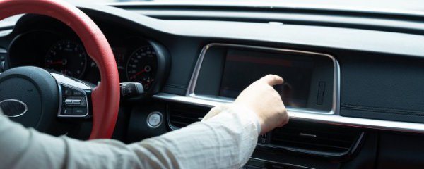 车里买什么物件