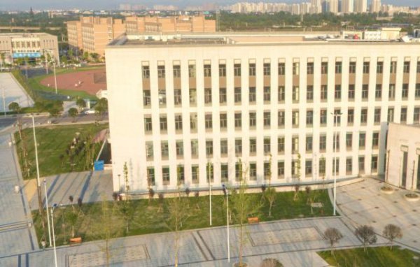 成都理工大学是985还是211学校