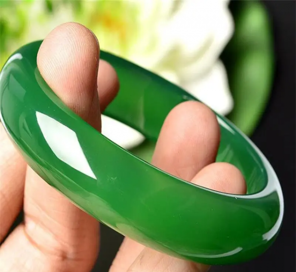 什么叫玉髓跟玉有啥区别