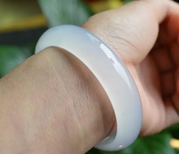 什么叫玉髓跟玉有啥区别