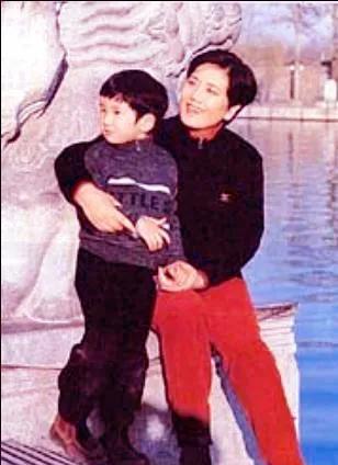 李秀明近期现状怎么样