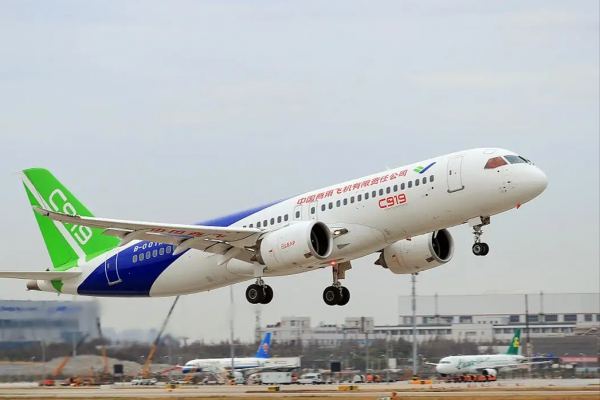 c919国产大飞机能载多少人
