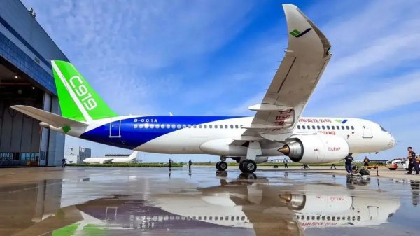 c919国产大飞机能载多少人