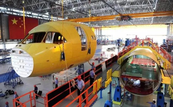 c919国产大飞机能载多少人