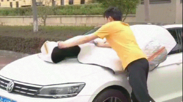 车玻璃上霜如何快速解决