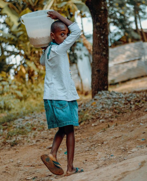 肯尼亚说什么语言为主