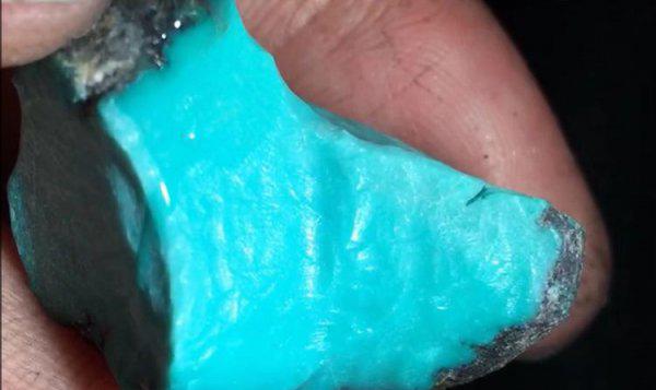 绿松石泡水怎么看真假