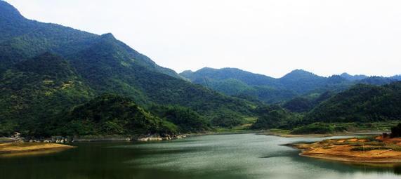 湖北有什么山峰适合游玩