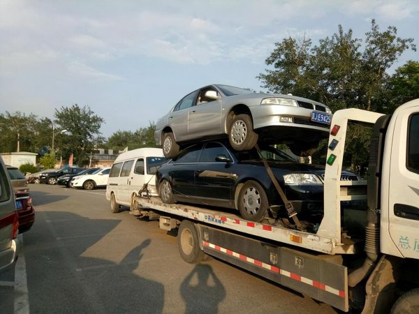 家用小汽车多久强制报废