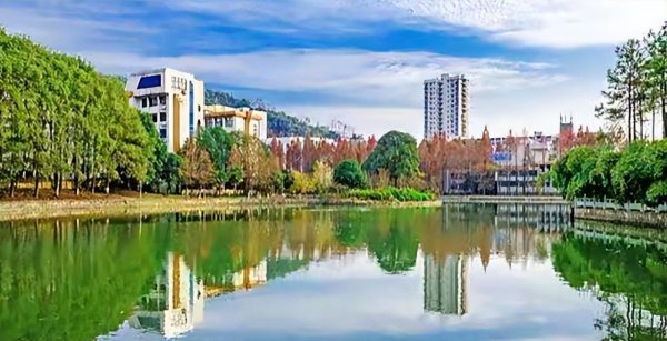 吉首大学在哪个城市