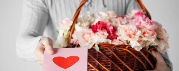 女朋友圣诞礼物送什么