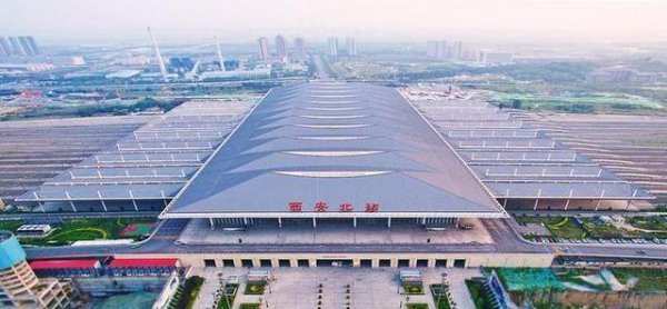 中国最大的高铁站是哪个城市