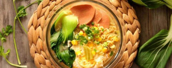 方便面不喝汤热量高吗