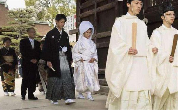 近亲结婚是指几代以内