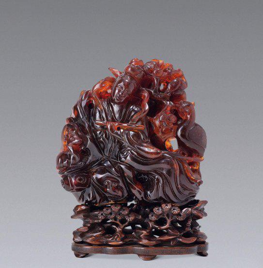 琥珀什么颜色最珍贵