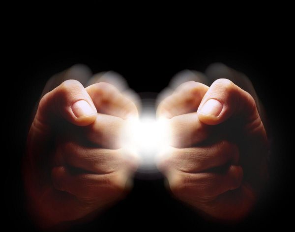 心理承受能力差容易哭怎么办