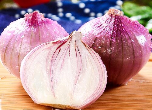 洋葱要剥皮吗