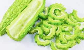 如何挑选好的苦瓜 买苦瓜该怎么挑