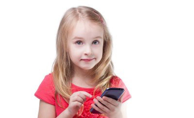 单亲家庭的女孩心理特点问题 单亲女孩普遍自卑孤独叛逆吗