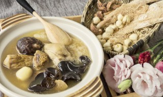 炖老母鸡汤放什么材料 炖老母鸡汤放哪些材料