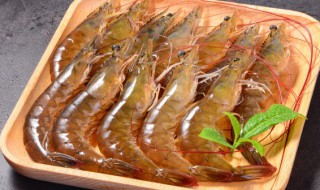 吃虾头的好处和坏处 吃虾头有哪些好处和坏处