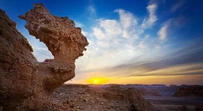 楼兰公主的诅咒故事传说简介 楼兰公主的凄美故事