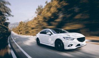 倒车怎么判断左车身 倒车如何判断左车身