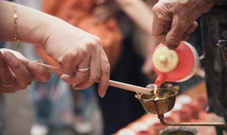 过年接亡人要摆什么 春节期间祭祀怎么摆供