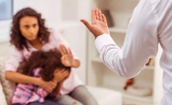 女人离婚千万不要带儿子