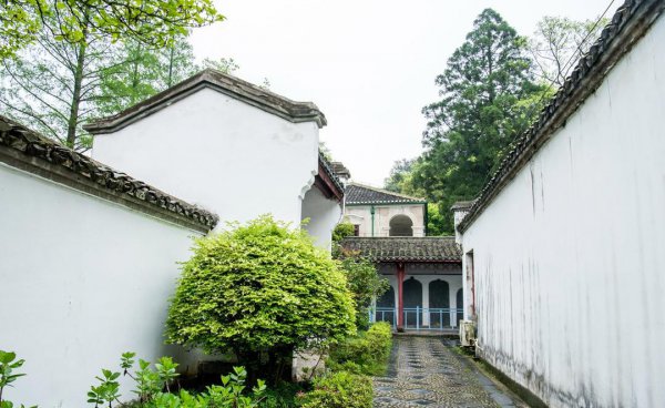 白鹿洞书院在哪个省哪个市