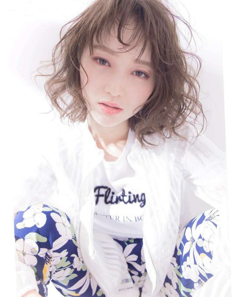 头发少的女生适合什么发型图片