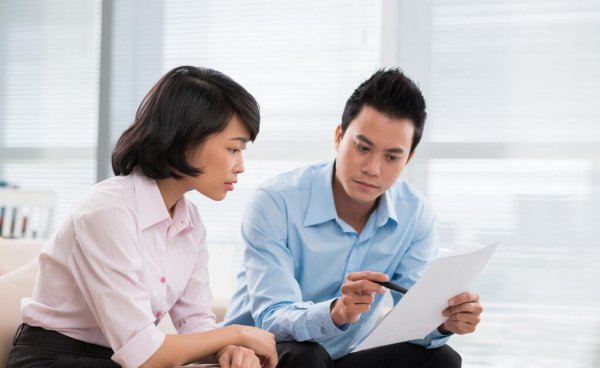 跟客户怎么聊天拉近客户关系