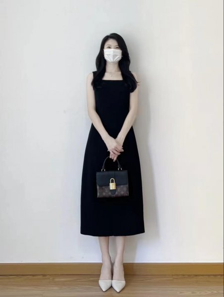 黑色裙子穿什么鞋好看