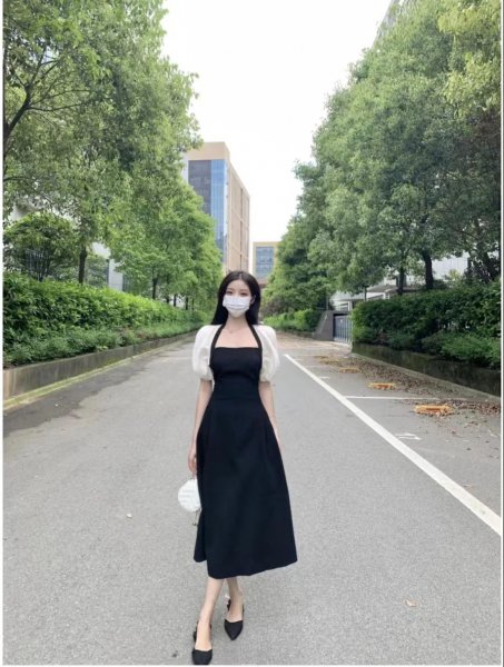 黑色裙子穿什么鞋好看