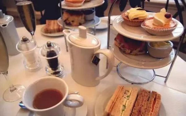 斯里兰卡是不是很穷