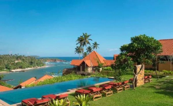 斯里兰卡是不是很穷