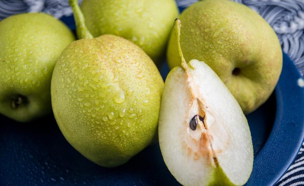 贡梨和雪梨的区别